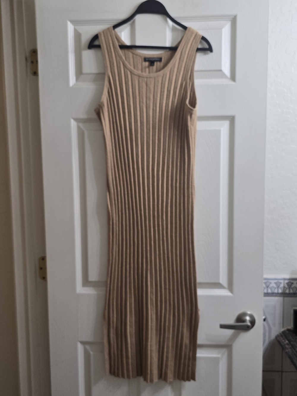 Banana Republic Factory Sleeveless Ribbed Midi Dress in Tan